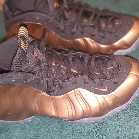 Nike Air Foamposite Bruin